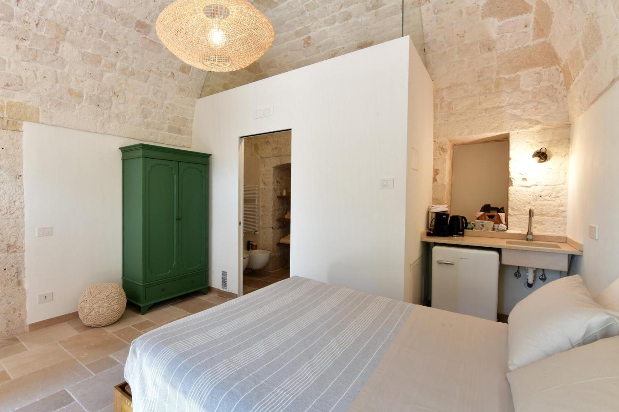 Lamarossa Trulli & Suites Antonelli Exterior foto