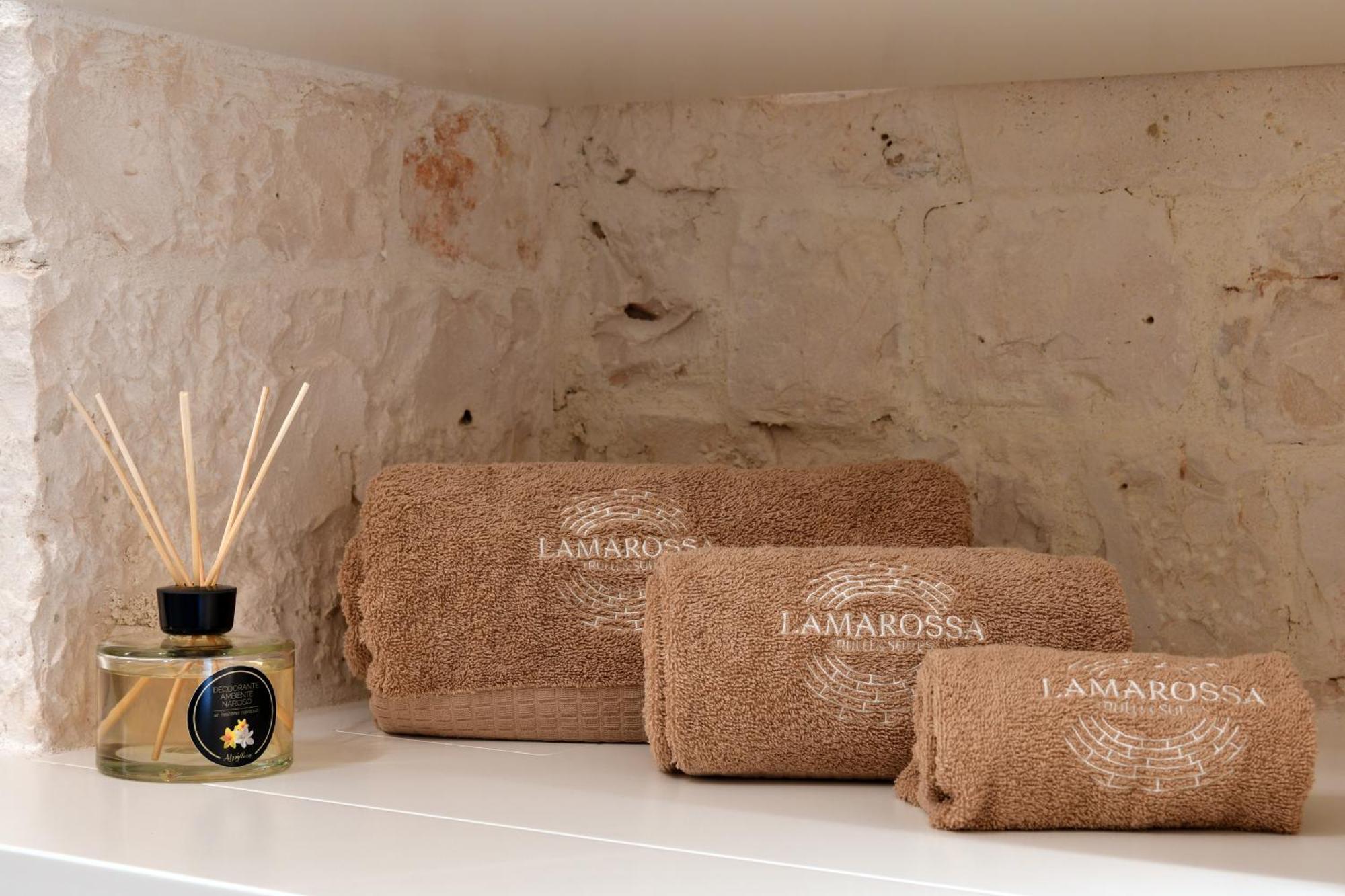 Lamarossa Trulli & Suites Antonelli Exterior foto